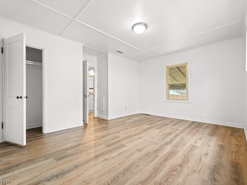 1073 Parkside Drive, Alliance, OH 44601 Photo 17