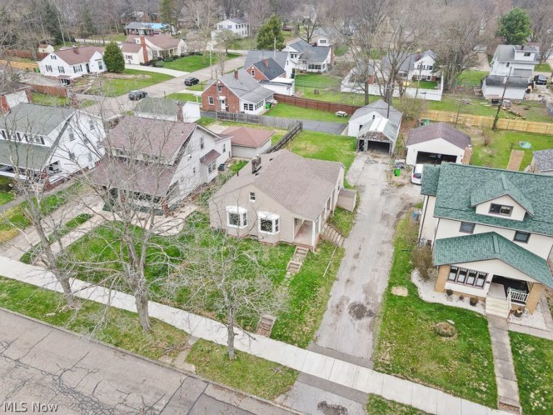 1073 Parkside Drive, Alliance, OH 44601 Photo 41