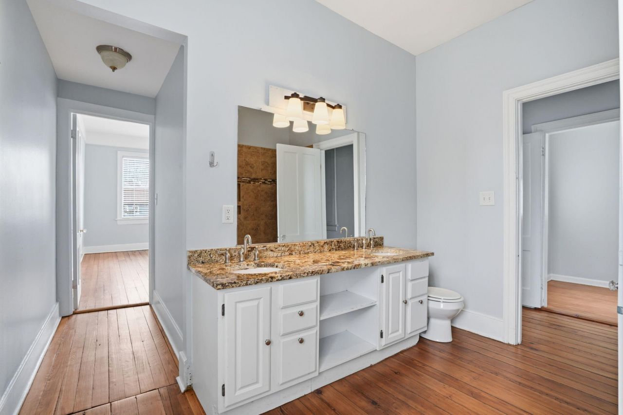 97 Smith Street Photo 18