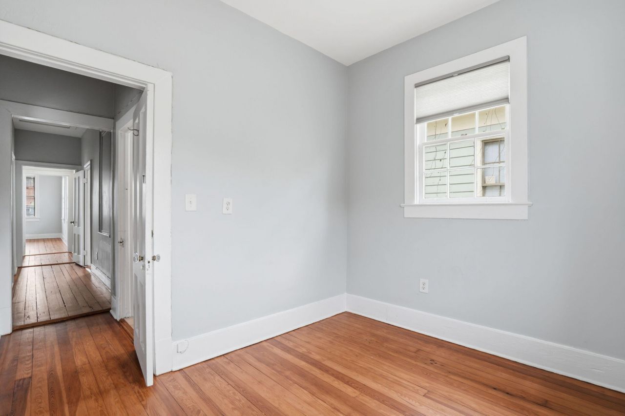 97 Smith Street Photo 24