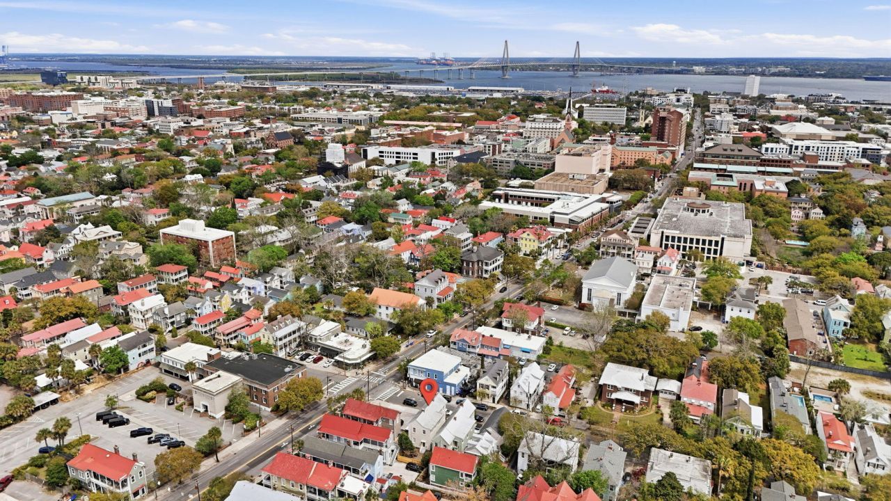 97 Smith Street Photo 32