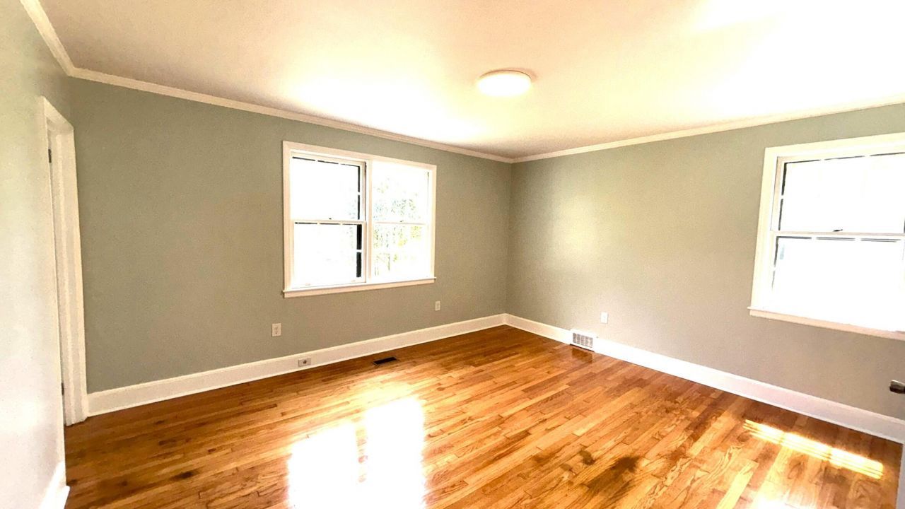 421 River Drive Photo 10