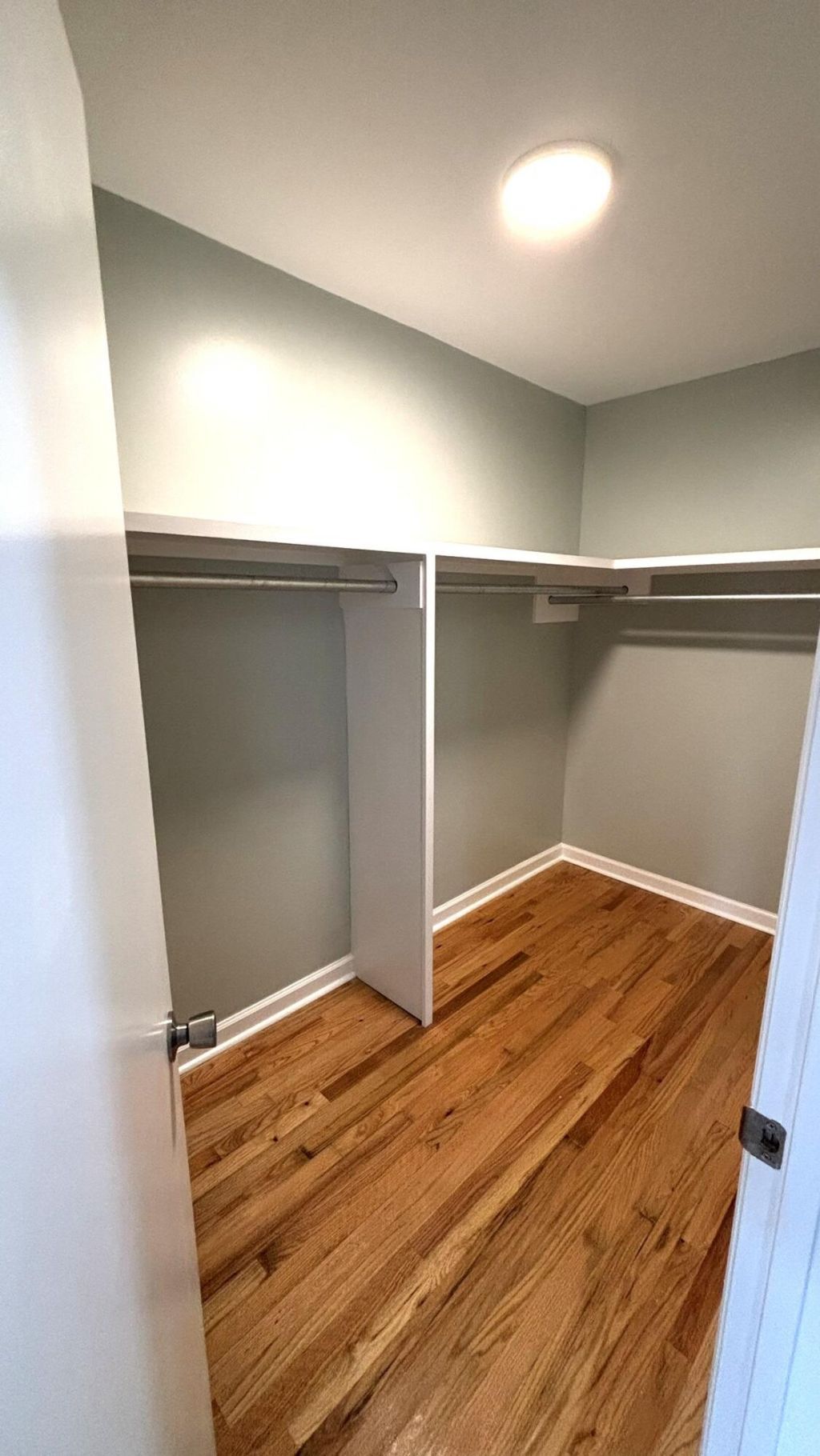 421 River Drive Photo 21