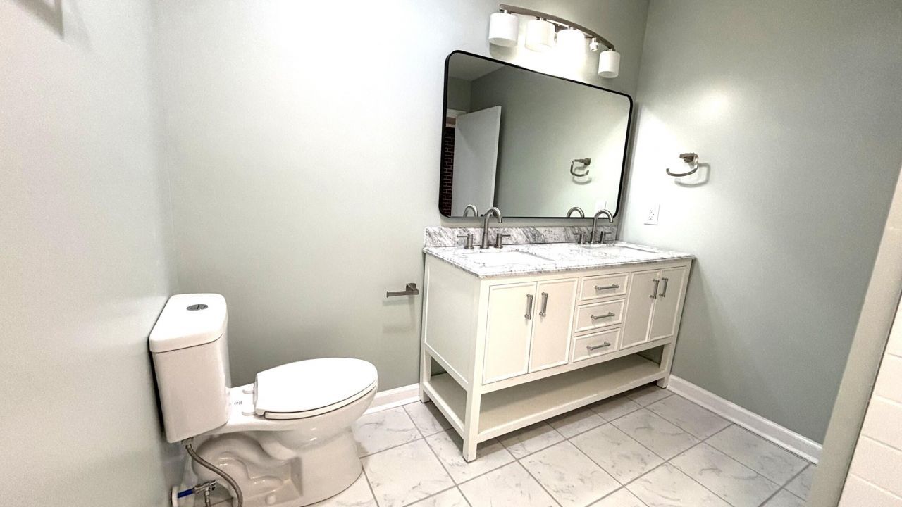 421 River Drive Photo 22