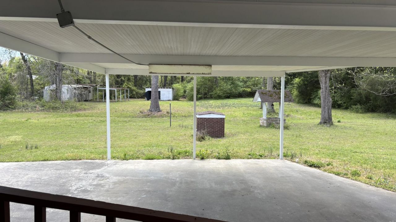 421 River Drive Photo 25