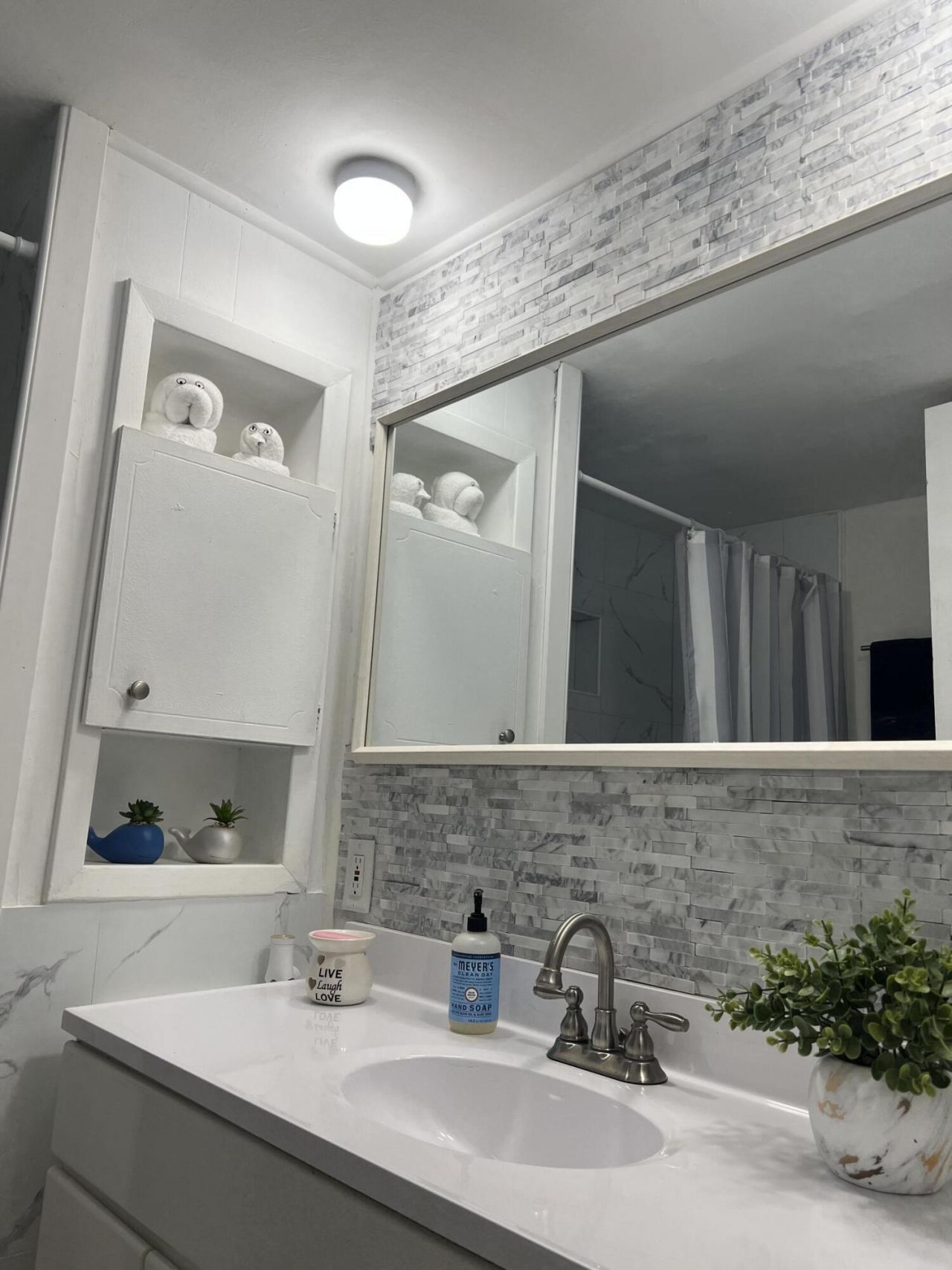 8 Grassy Road, Key Largo, FL 33037 Photo