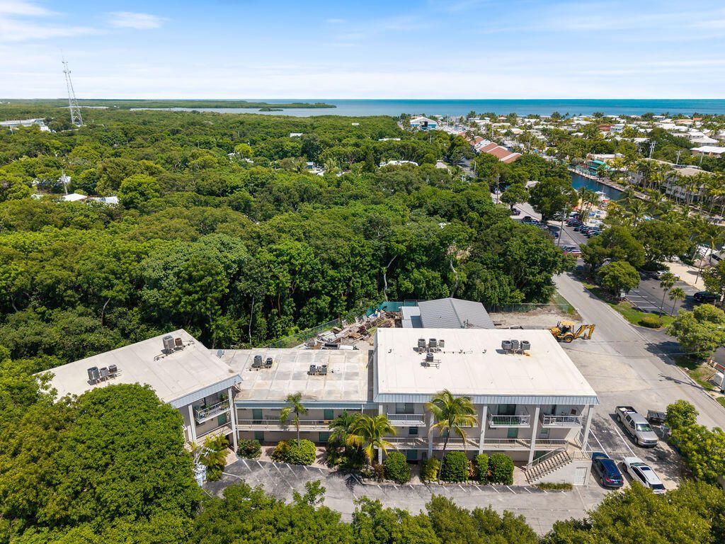 300 Ocean Drive, Unit APT 26, Key Largo, FL 33037 Photo
