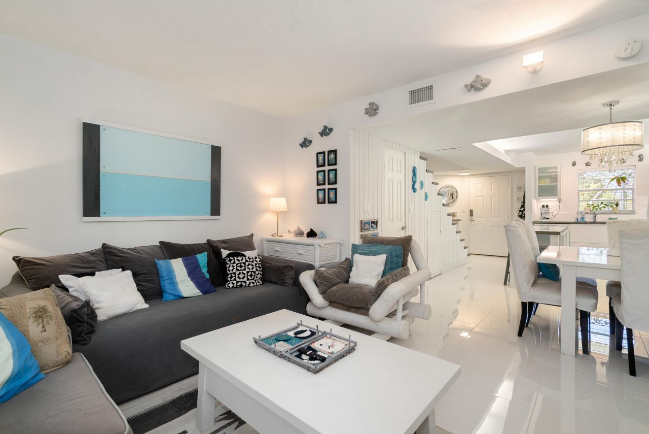 300 Ocean Drive, Unit APT 26, Key Largo, FL 33037 Photo