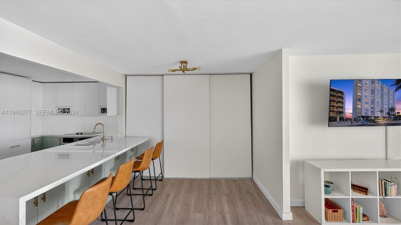 6450 Collins Ave, Unit 903, Miami Beach, FL 33141 Photo