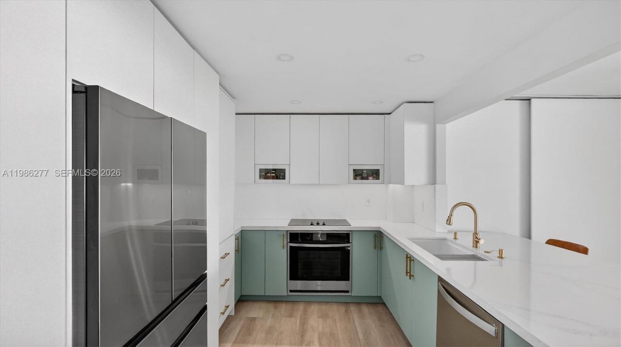 6450 Collins Ave, Unit 903, Miami Beach, FL 33141 Photo