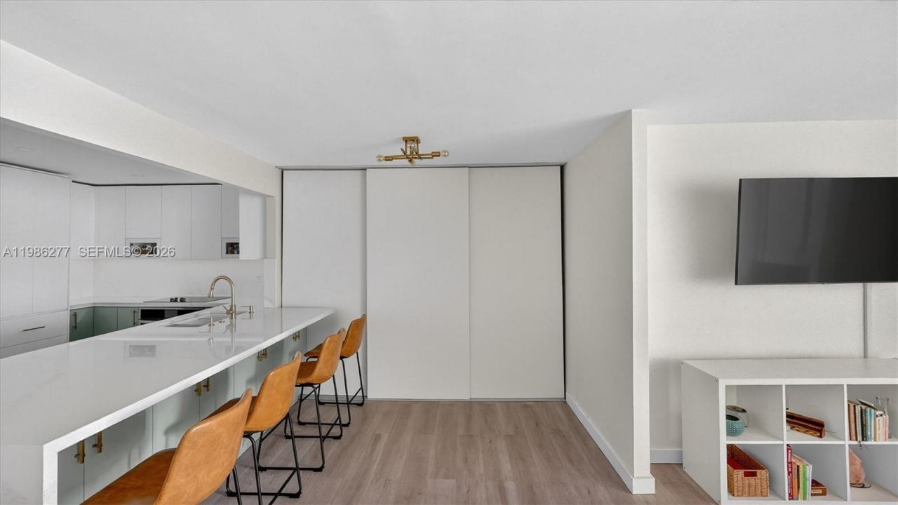 6450 Collins Ave, Unit 903, Miami Beach, FL 33141 Photo