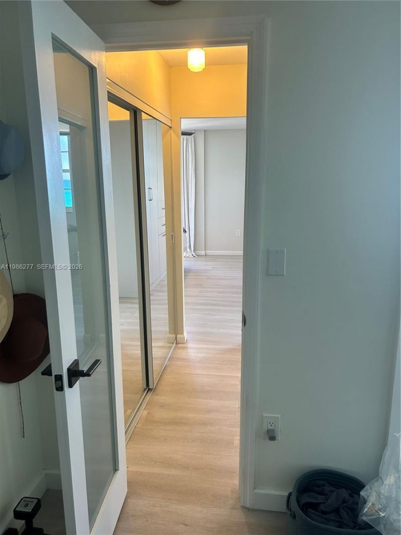 6450 Collins Ave , Unit 903, Miami Beach, FL 33141 Photo