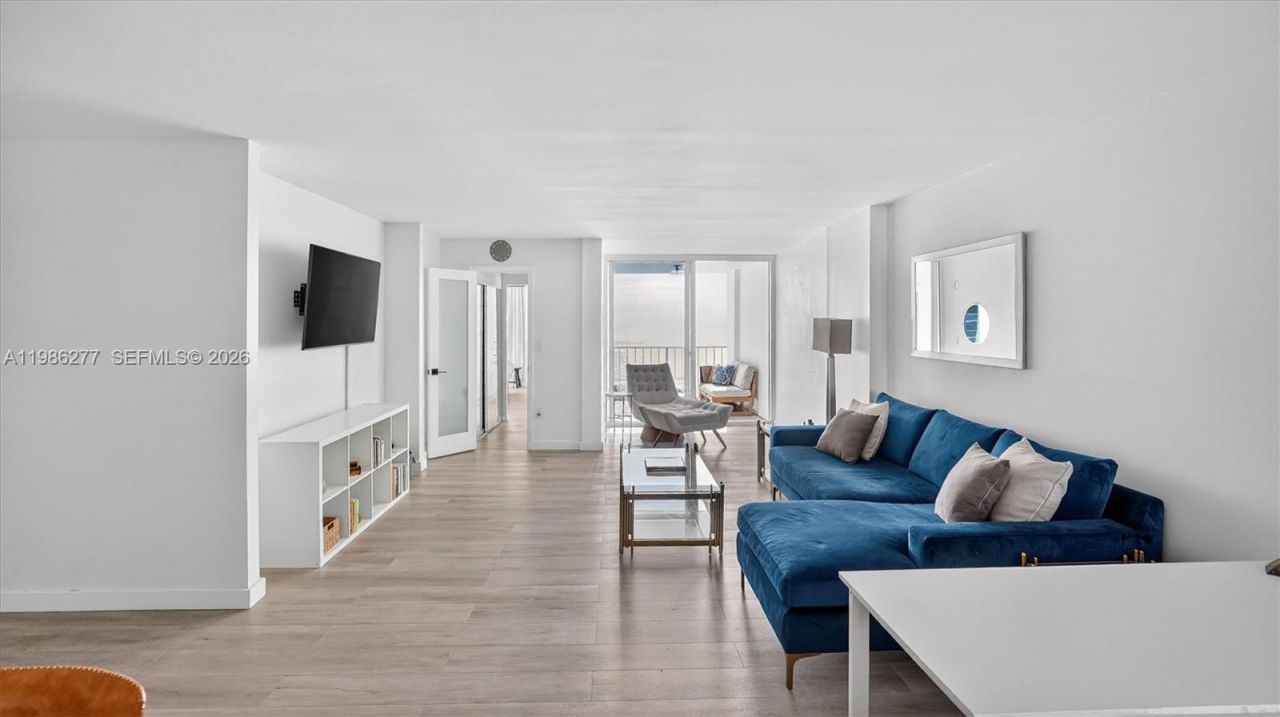 6450 Collins Ave, Unit 903, Miami Beach, FL 33141 Photo