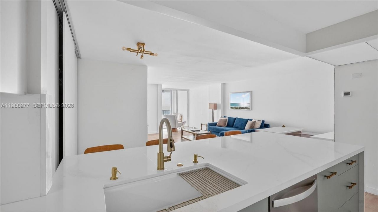 6450 Collins Ave, Unit 903, Miami Beach, FL 33141 Photo