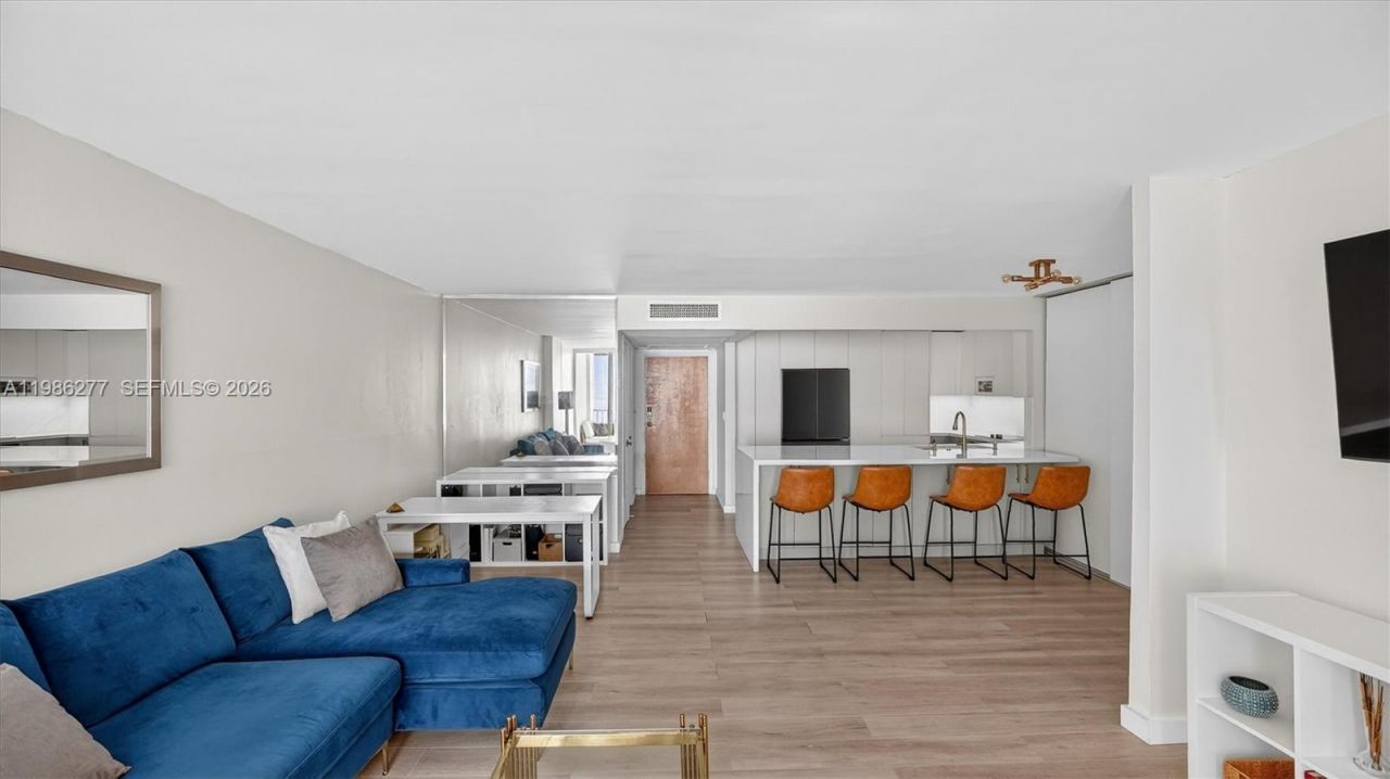 6450 Collins Ave, Unit 903, Miami Beach, FL 33141 Photo