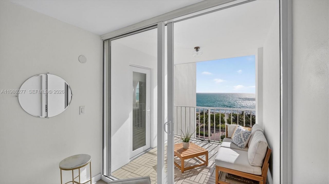 6450 Collins Ave, Unit 903, Miami Beach, FL 33141 Photo