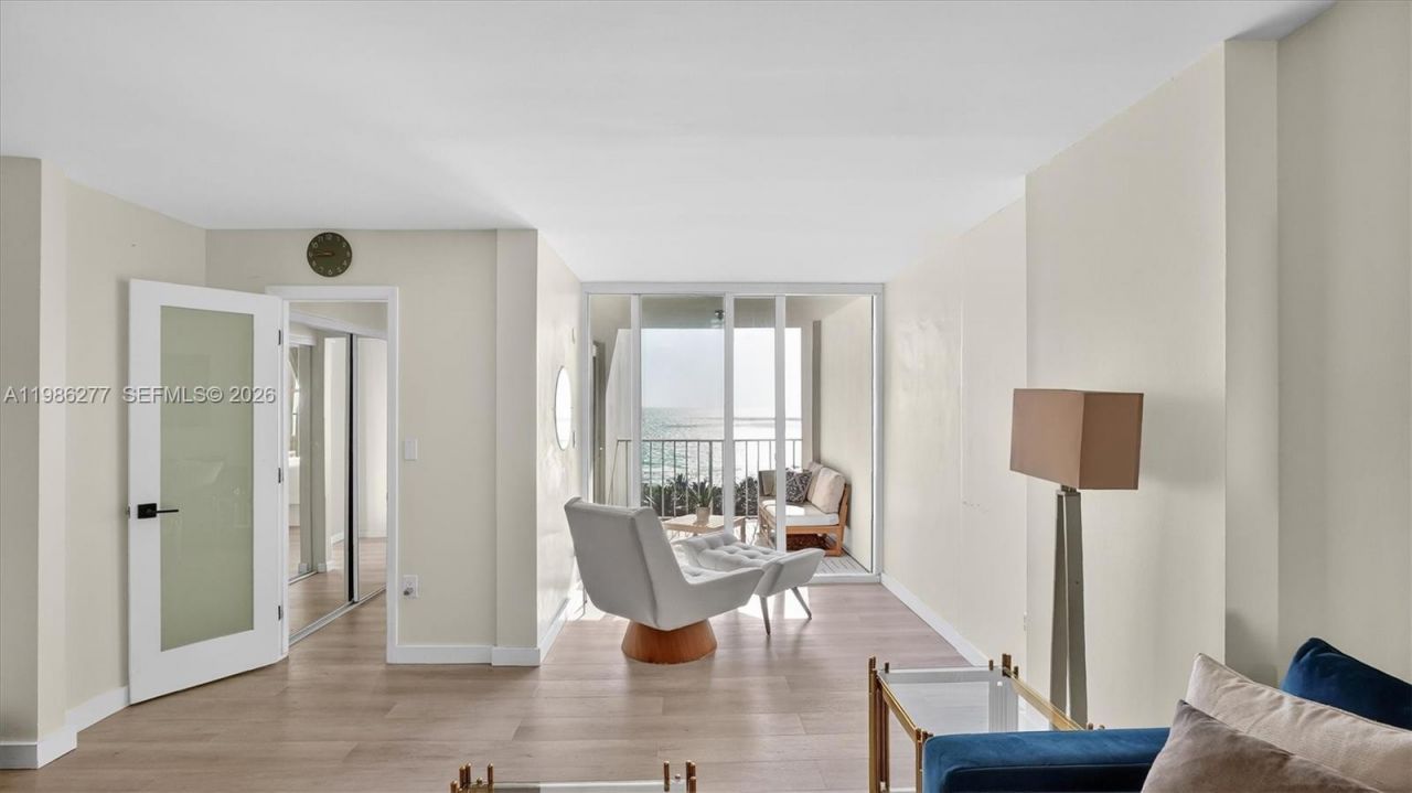 6450 Collins Ave, Unit 903, Miami Beach, FL 33141 Photo