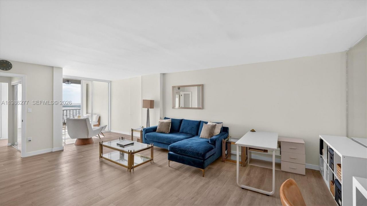 6450 Collins Ave, Unit 903, Miami Beach, FL 33141 Photo