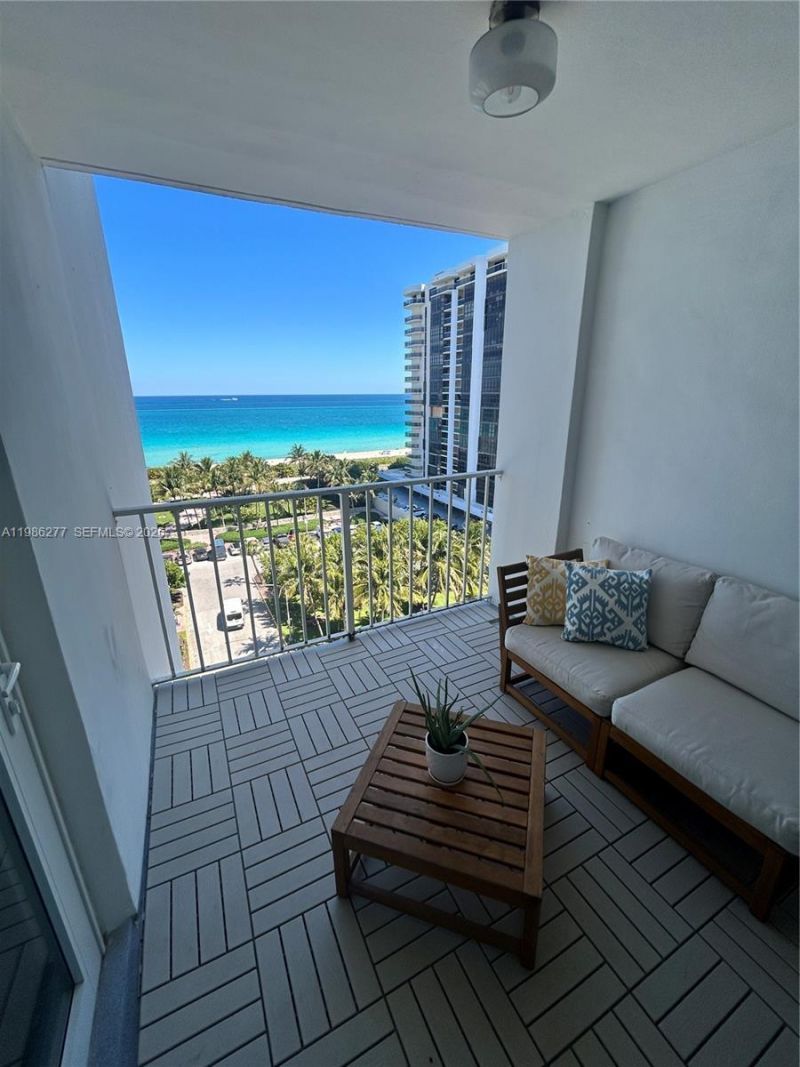 6450 Collins Ave , Unit 903, Miami Beach, FL 33141 Photo