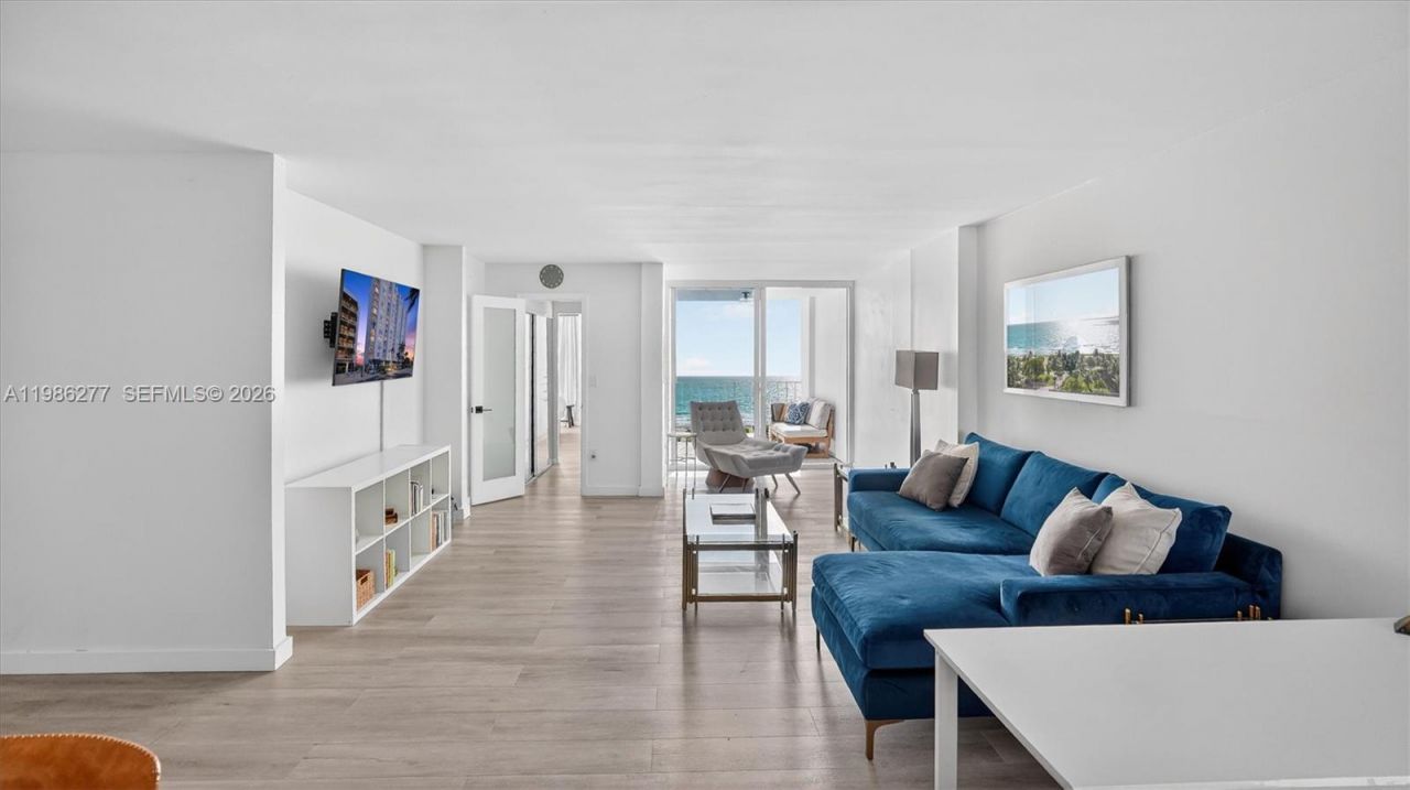 6450 Collins Ave, Unit 903, Miami Beach, FL 33141 Photo