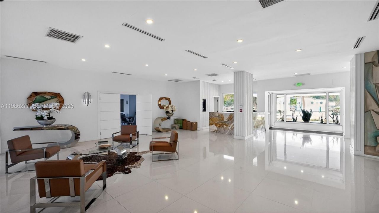 6450 Collins Ave, Unit 903, Miami Beach, FL 33141 Photo