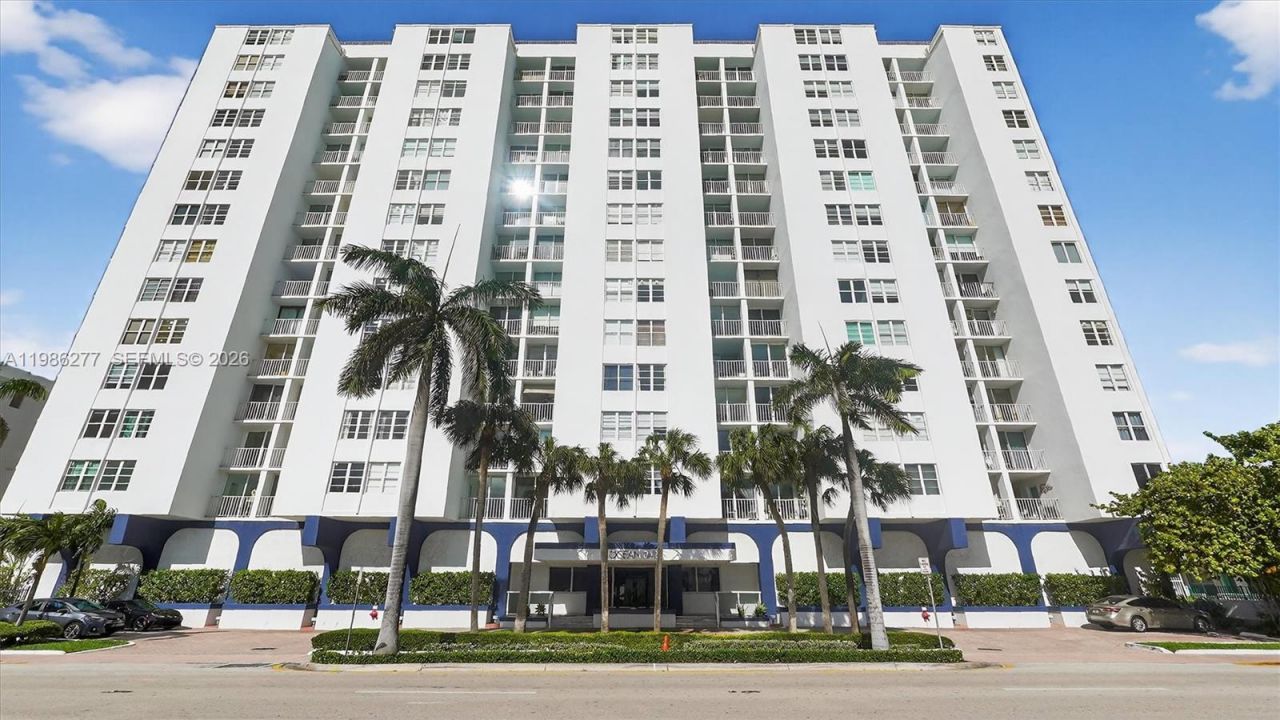 6450 Collins Ave, Unit 903, Miami Beach, FL 33141 Photo
