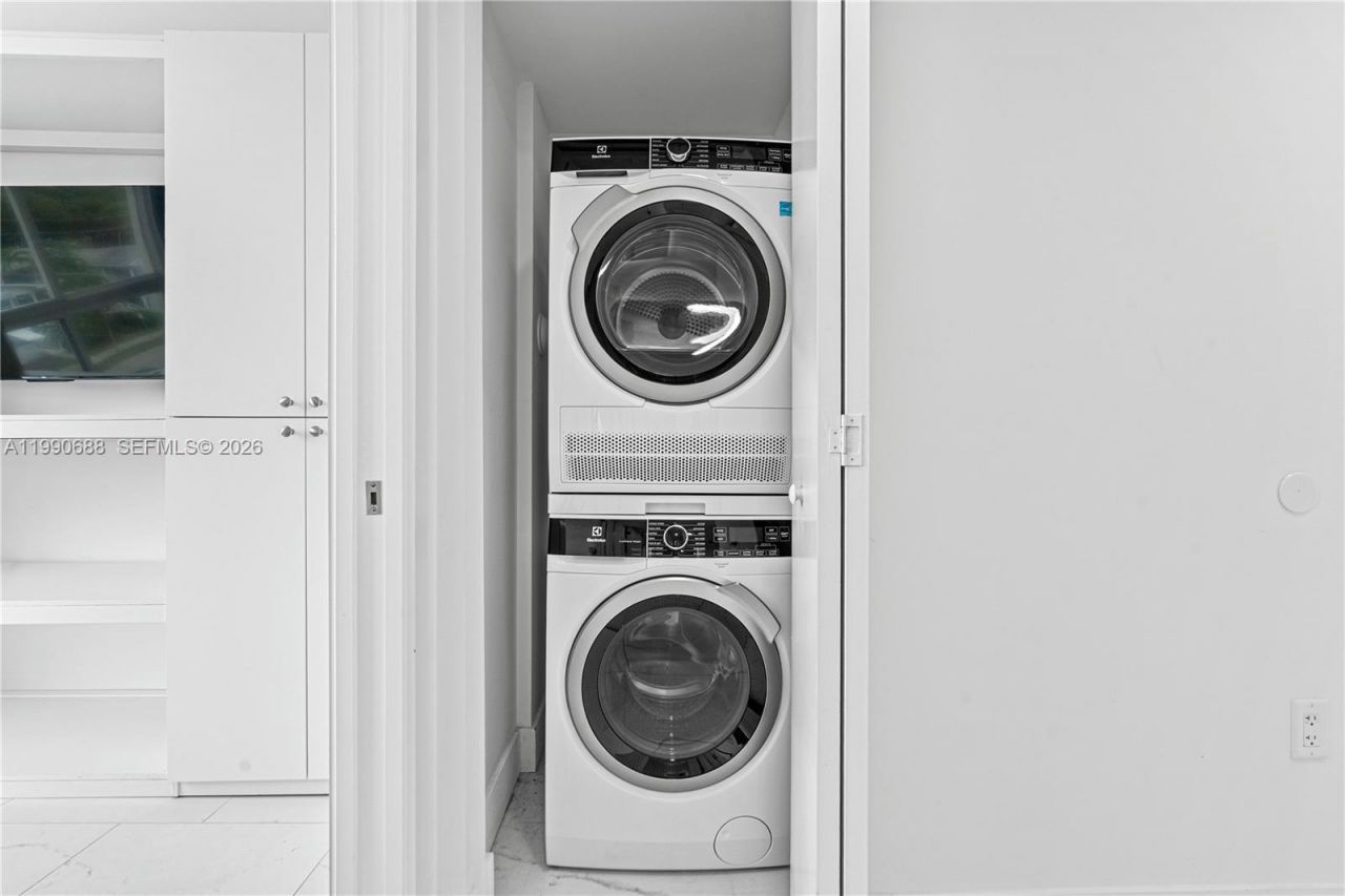 1850 Monroe St , Unit 308, Hollywood, FL 33020 Photo