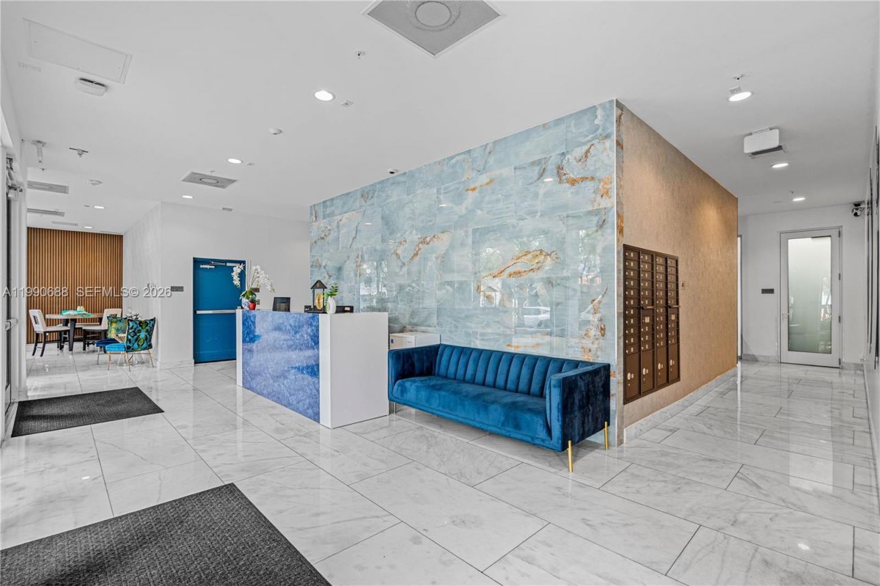 1850 Monroe St , Unit 308, Hollywood, FL 33020 Photo