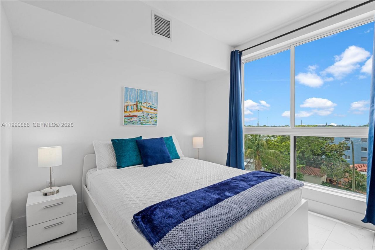 1850 Monroe St , Unit 308, Hollywood, FL 33020 Photo