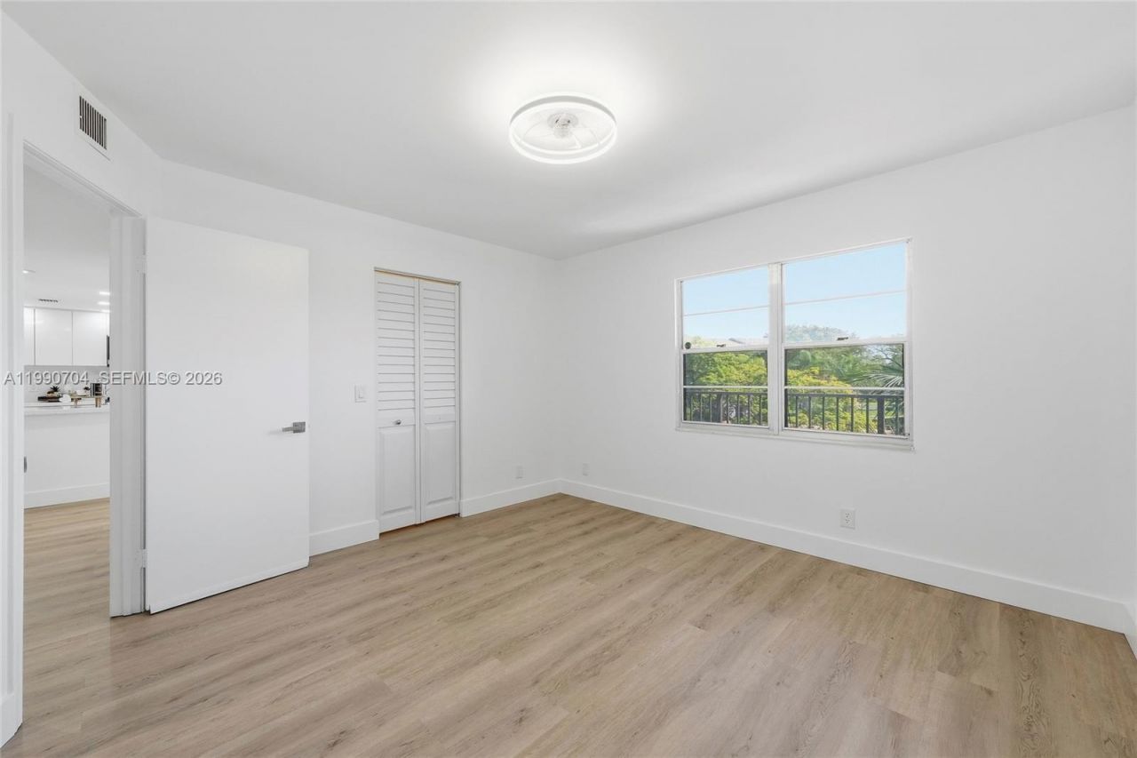 800 SW 125th Way , Unit 312O, Pembroke Pines, FL 33027 Photo