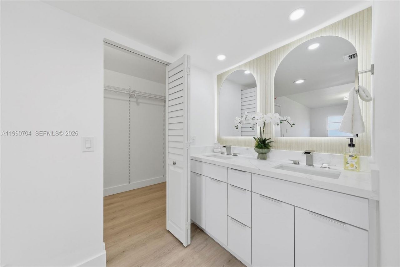 800 SW 125th Way , Unit 312O, Pembroke Pines, FL 33027 Photo