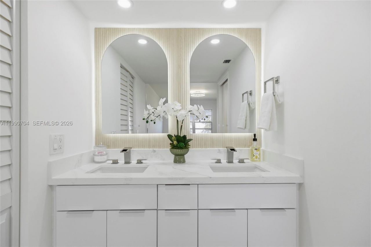 800 SW 125th Way, Unit 312O, Pembroke Pines, FL 33027 Photo