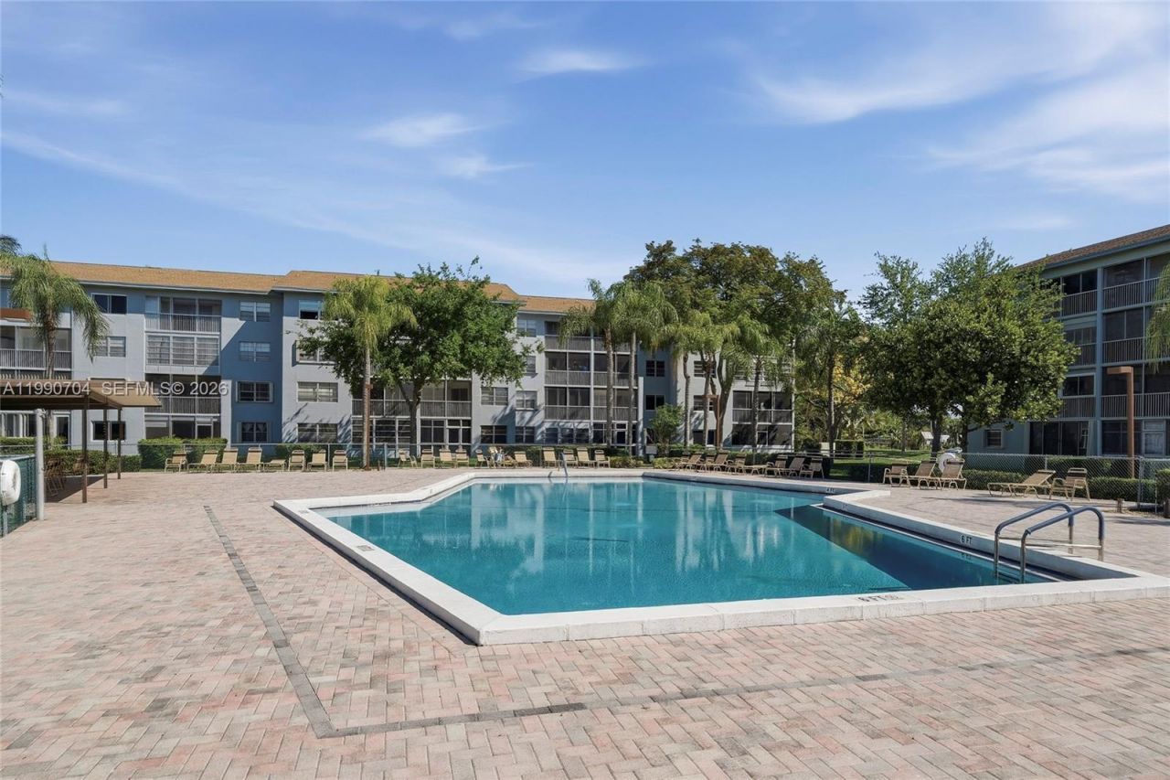 800 SW 125th Way, Unit 312O, Pembroke Pines, FL 33027 Photo