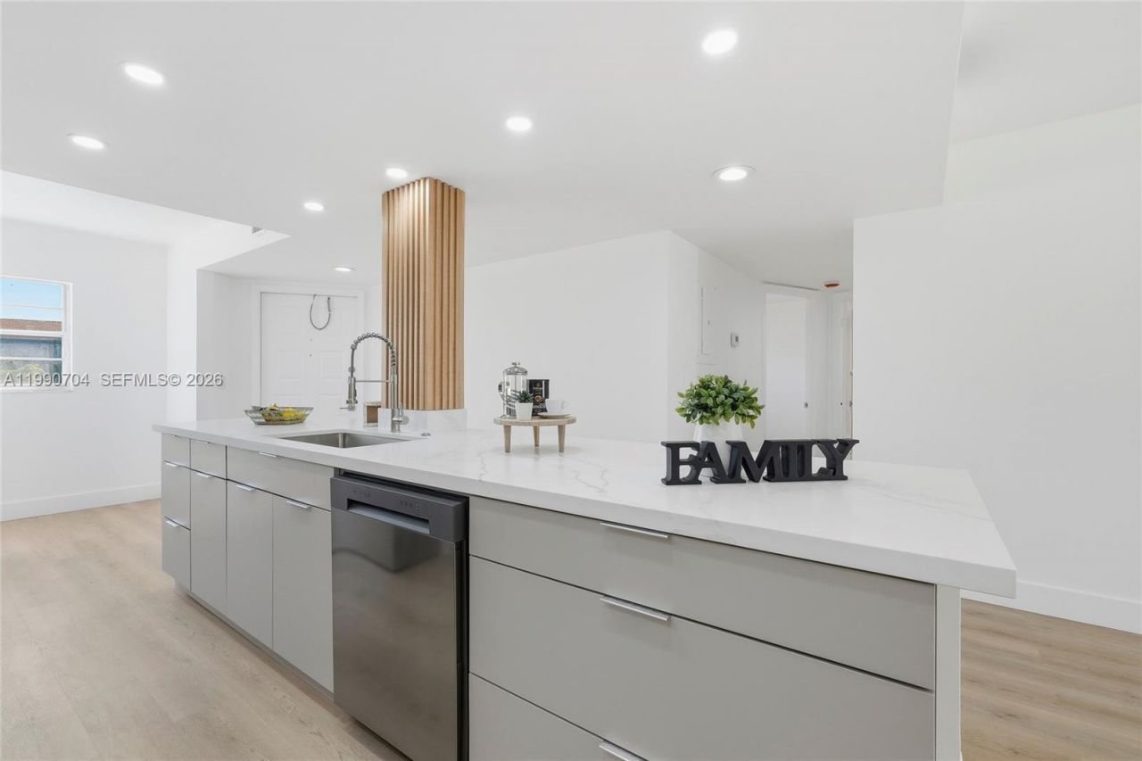 800 SW 125th Way, Unit 312O, Pembroke Pines, FL 33027 Photo