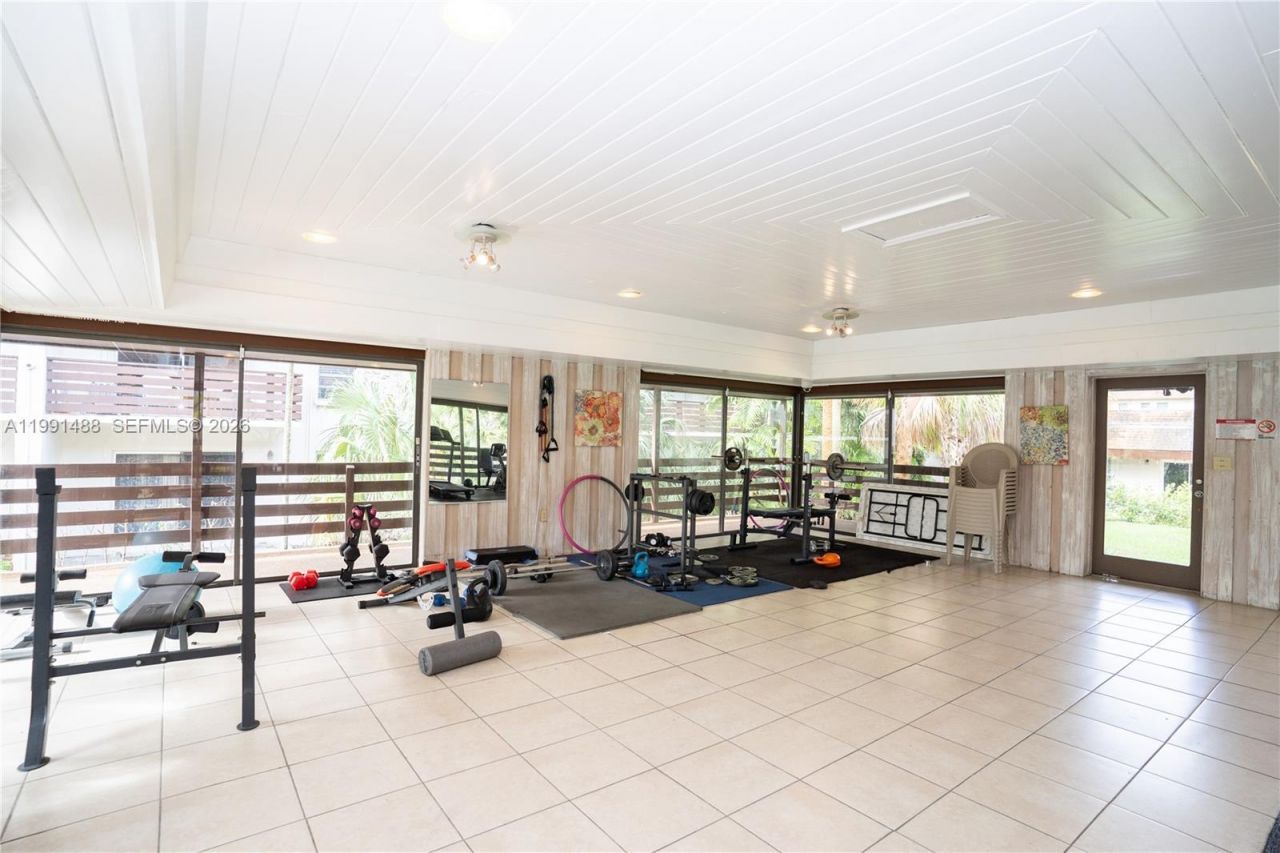 7483 SW 82nd St , Unit A308, Miami, FL 33143 Photo