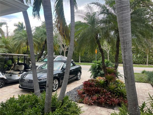 204 Westwood Dr , Key Biscayne, FL 33149