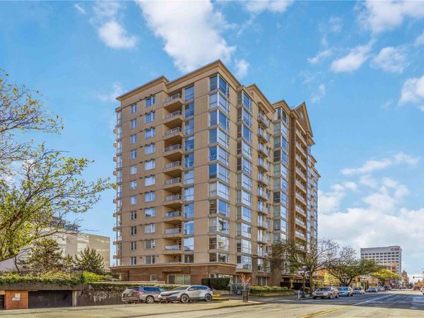 835 View St, Unit 1012, Victoria, BC V8W 3W8