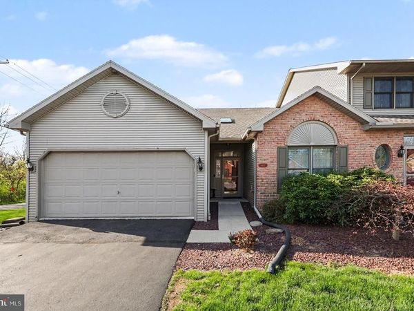 6401 WHISPER WOOD LANE, HARRISBURG, PA 17112