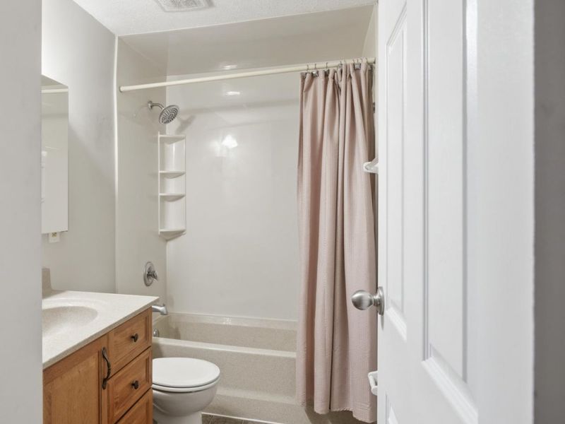 11581 Norbourne Drive, Forest Park, OH 45240 Photo 14