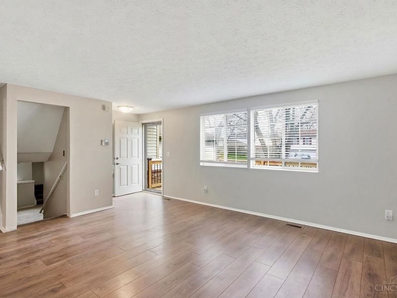 11581 Norbourne Drive, Forest Park, OH 45240 Photo 7