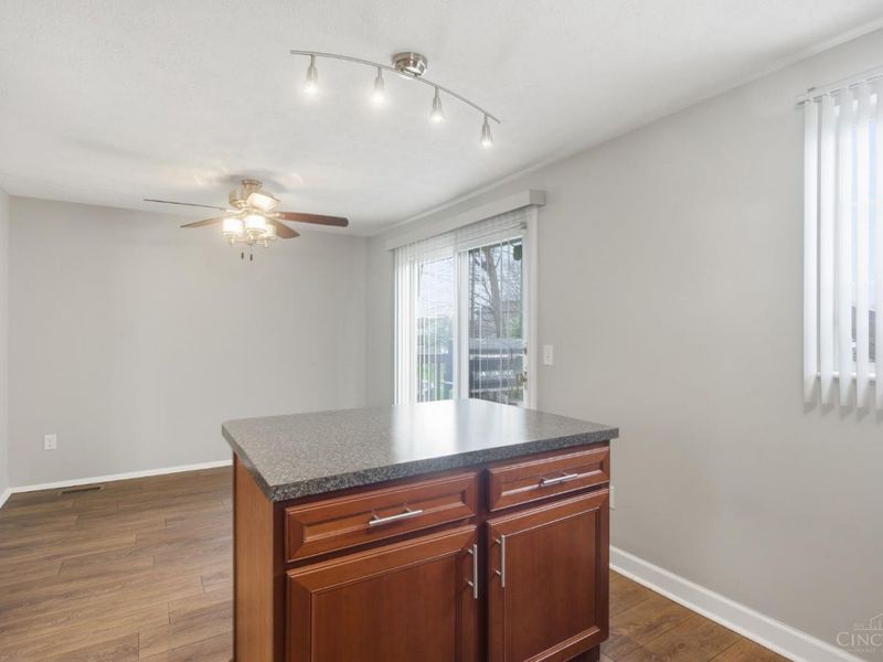 11581 Norbourne Drive, Forest Park, OH 45240 Photo 9