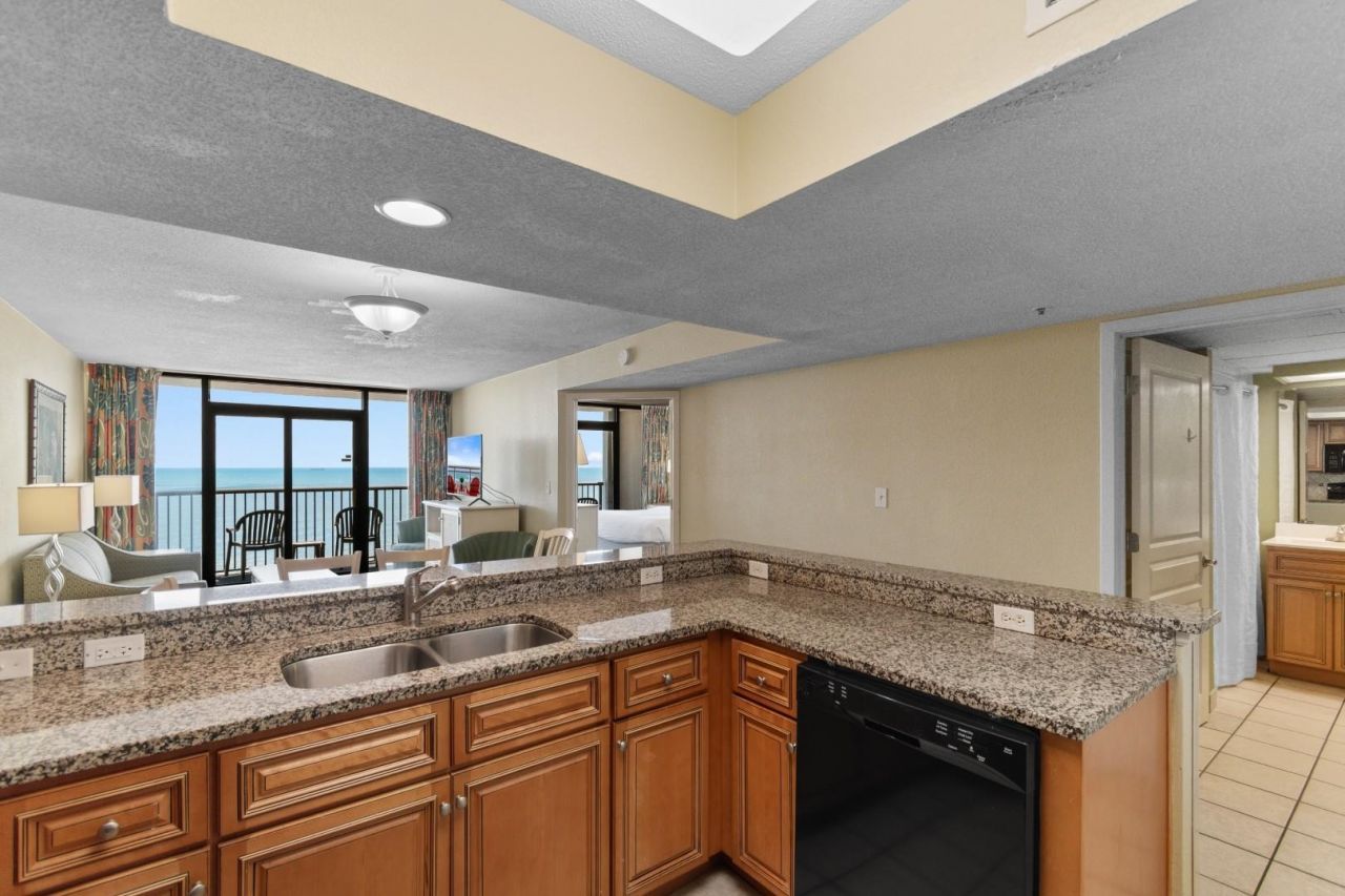 2301 S Ocean Blvd. Photo 4