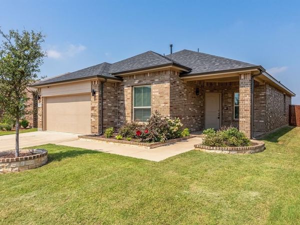 10113 Saltbrush Street, Fort Worth, TX 76177
