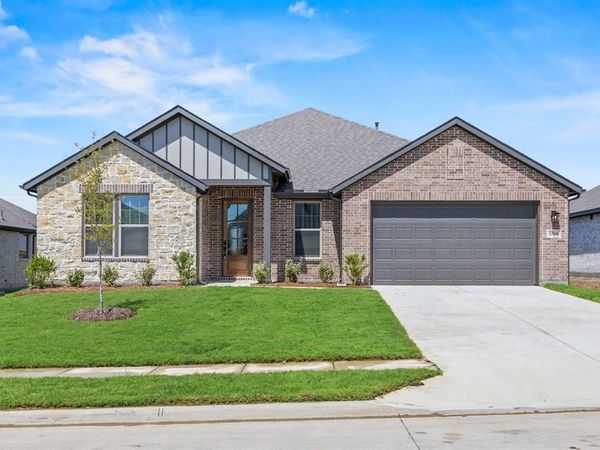 1506 Red Clover Avenue, Van Alstyne, TX 75495