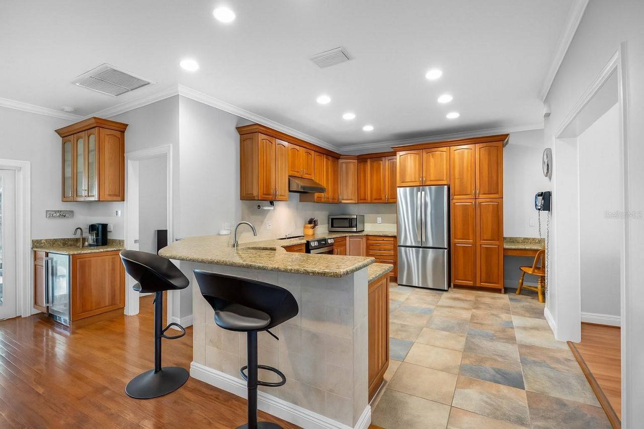 926 Cordova Boulevard Ne, Saint Petersburg, FL 33704 Photo