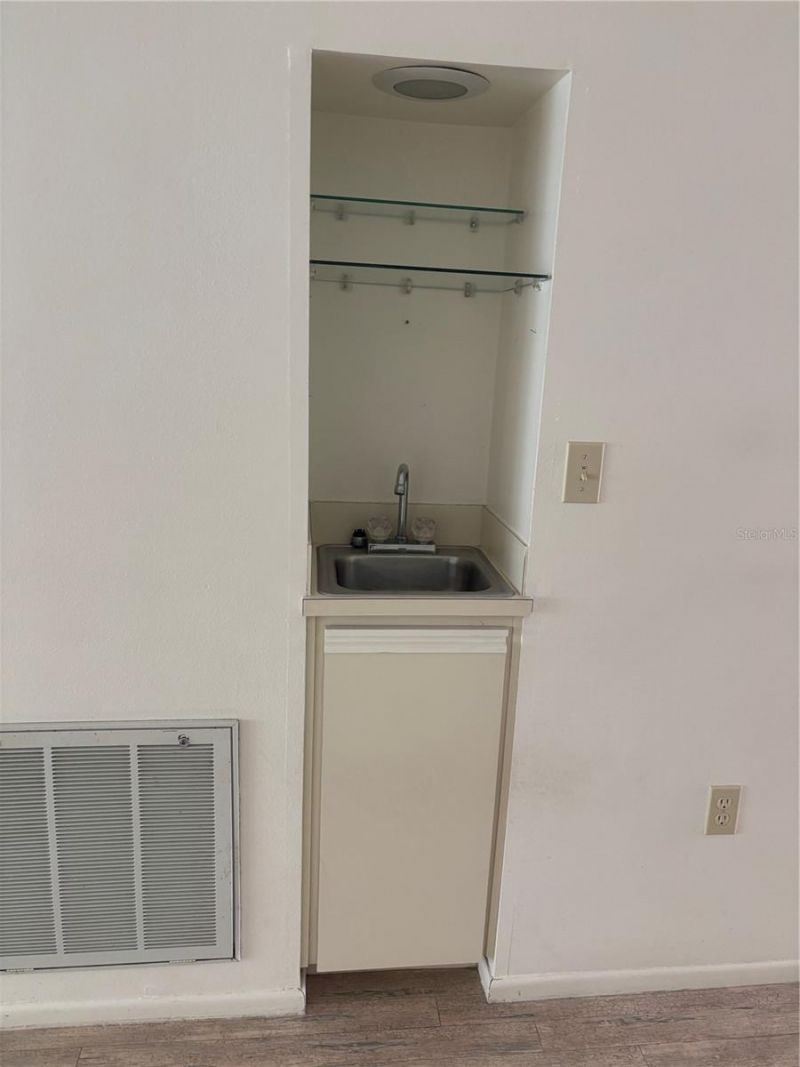 1239 S Martin Luther King Jr Avenue , Unit 103, Clearwater, FL 33756 Photo