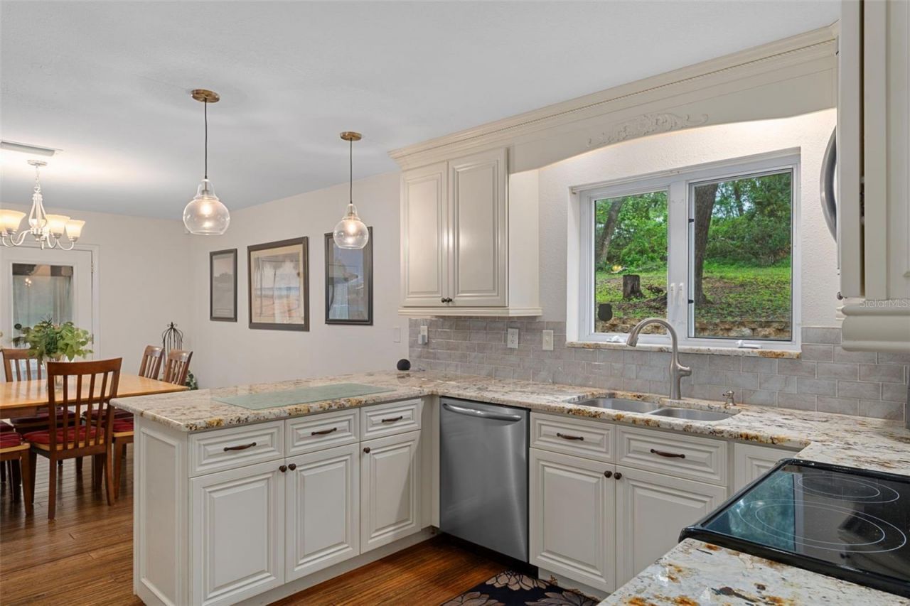 15839 Powerline Road , Dade City, FL 33523 Photo