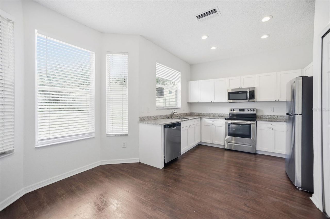 716 Grand Canyon Drive , Valrico, FL 33594 Photo