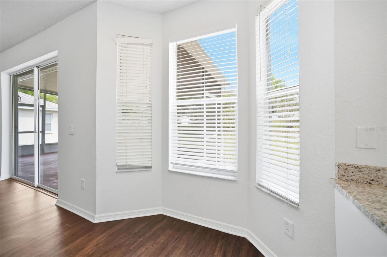 716 Grand Canyon Drive , Valrico, FL 33594 Photo