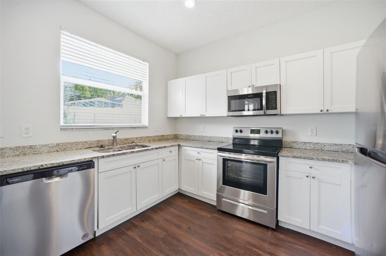 716 Grand Canyon Drive , Valrico, FL 33594 Photo